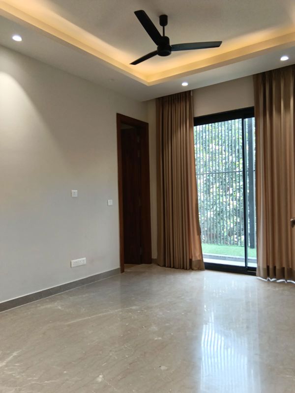 4 BHK 350 Sq.Yd. Builder Floor in Ansal API Esencia
