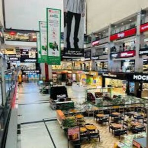  Shop For Rent in Sector 28