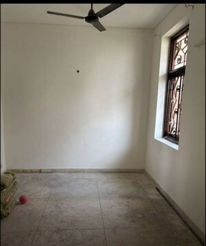 Room in 2 BHK Independent House at BSF Housing Society, Pi I And Ii Greater Noida – for Rent