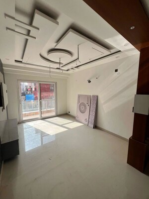 Kitchen in 3 BHK Builder Floor at Sector 23 – for Rent