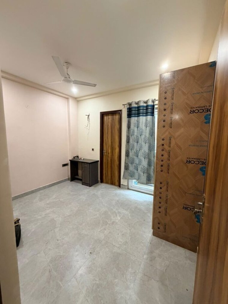 Bedroom, sector 45 3 Bedroom 1800 Sq.Ft. Builder Floor In Sector 45 Gurgaon 10569862