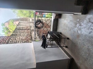 Parking in 2 BHK Builder Floor at Malviya Nagar – for Rent