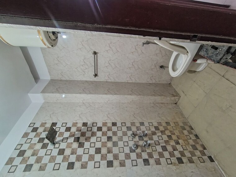 Bathroom, malviya nagar 2 Bedroom 1150 Sq.Ft. Builder Floor In Malviya Nagar Delhi 10569865
