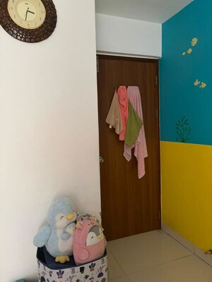 Room in 2 BHK Apartment at EIPL Apila, Gandipet – for Rent