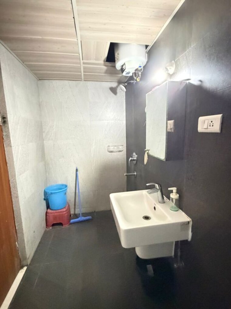 Bathroom, eipl-apila 2 Bedroom 1410 Sq.Ft. Apartment In Gandipet Hyderabad 10569859