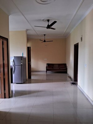 Living Room in 1 BHK Independent House at Sector 78 – for Rent