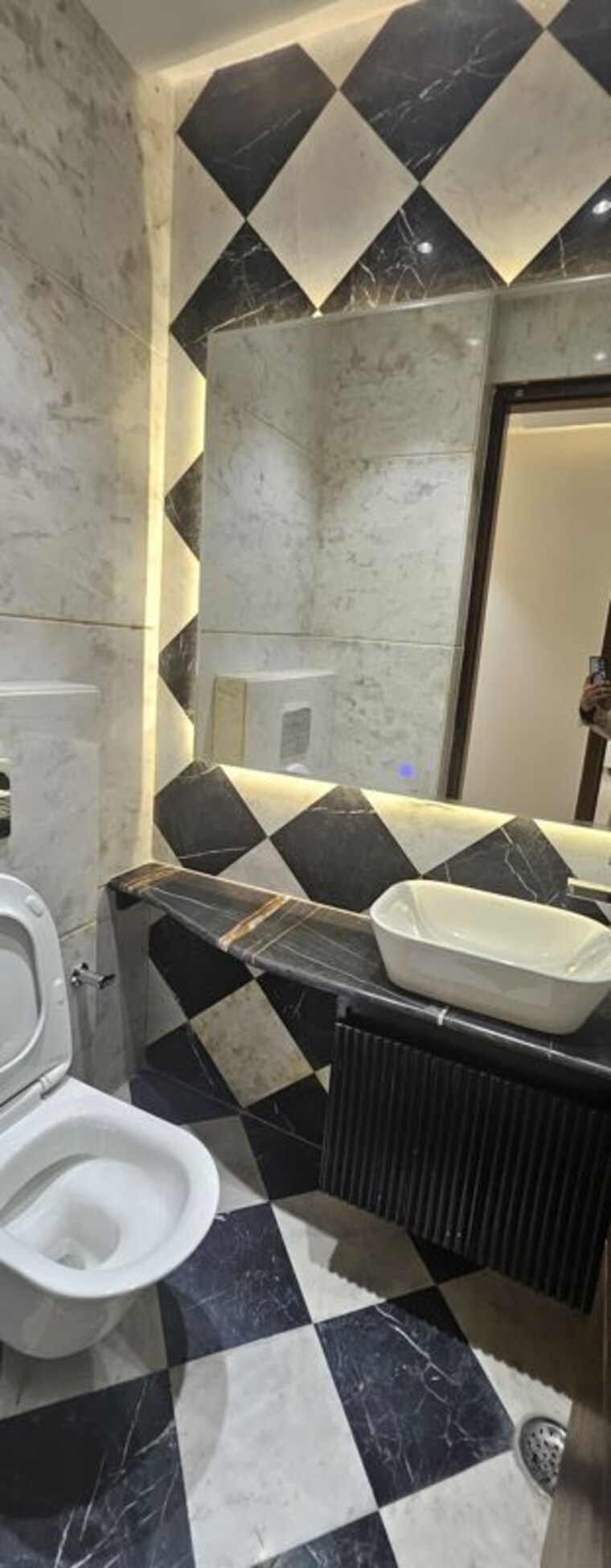 Team Area, sector 43 4 Bedroom 2100 Sq.Ft. Builder Floor In Sector 43 Gurgaon 10569888