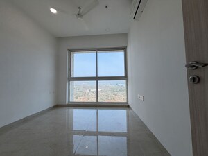 Room in 2 BHK Apartment at Aurum Q Residences, Ghansoli – for Rent