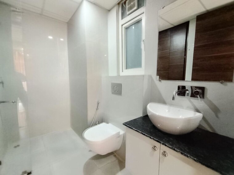 Bathroom, sector 21 4 Bedroom 2400 Sq.Ft. Builder Floor In Sector 21 Gurgaon 10569913