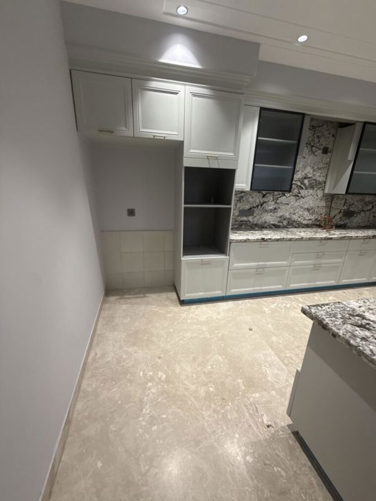 Kitchen, palam-vihar-residents-association 3 Bedroom 2300 Sq.Ft. Builder Floor In Palam Vihar Gurgaon 10569946