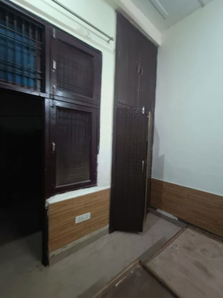 Room, ansal golf links 1 4 Bedroom 200 Sq.Mt. Independent House In Ansal Golf Links 1 Greater Noida 10569951
