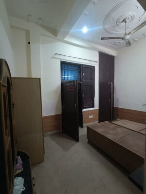 Living Room in 4 BHK Independent House at Ansal Golf Links 1 – for Rent