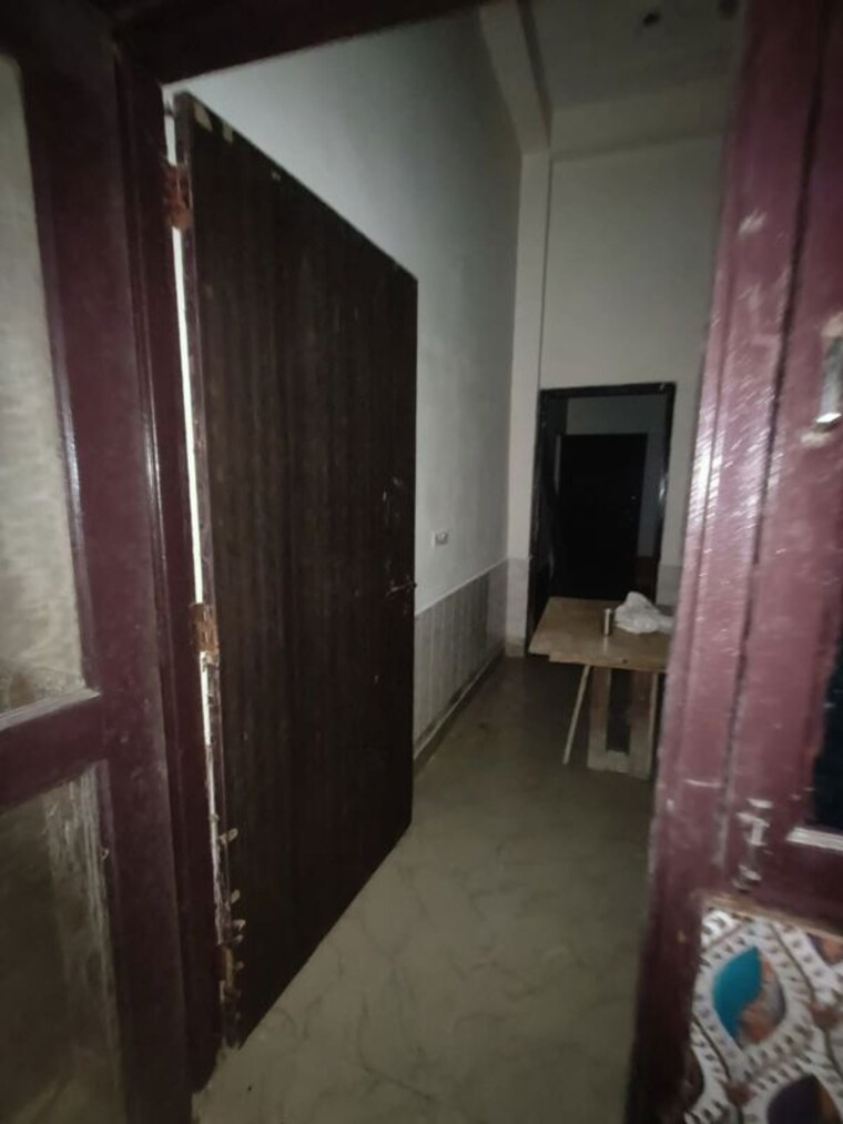 Bathroom, ansal golf links 1 4 Bedroom 200 Sq.Mt. Independent House In Ansal Golf Links 1 Greater Noida 10569951