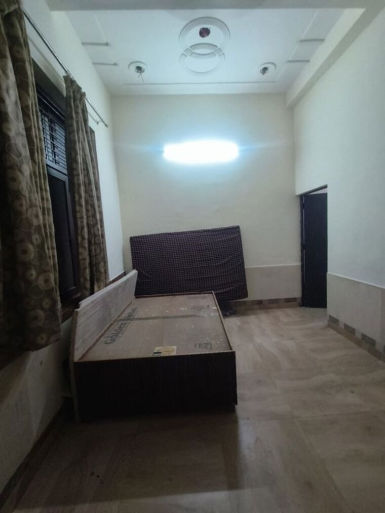 Living Room, ansal golf links 1 4 Bedroom 200 Sq.Mt. Independent House In Ansal Golf Links 1 Greater Noida 10569951