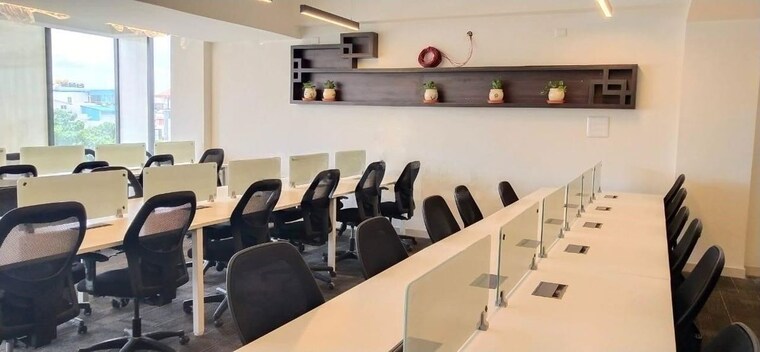 Team Area, vijay nagar Commercial Office Space 1900 Sq.Ft. In Vijay Nagar Indore 10569968
