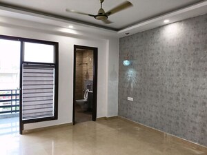 Room in 4 BHK Builder Floor at Palam Vihar Residents Association, Palam Vihar – for Rent
