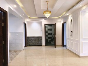 Room in 4 BHK Builder Floor at Palam Vihar Residents Association, Palam Vihar – for Rent