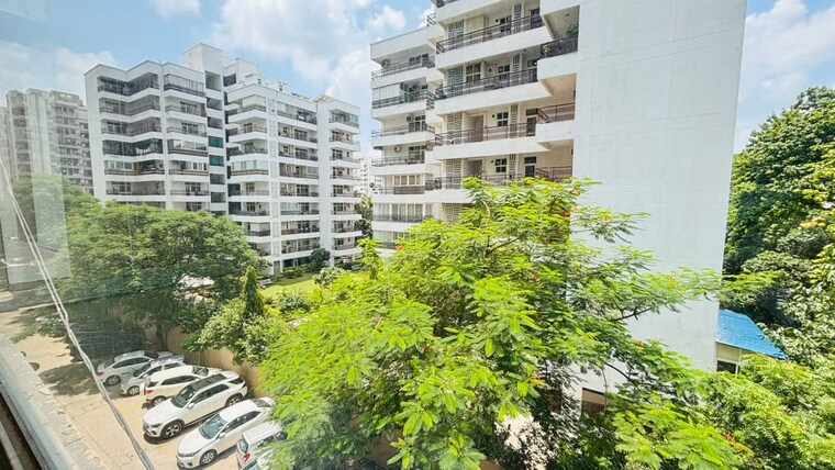 Exterior View, shiv-shankar-society 3.5 Bedroom 2100 Sq.Ft. Apartment In Sector 51 Gurgaon 10569976