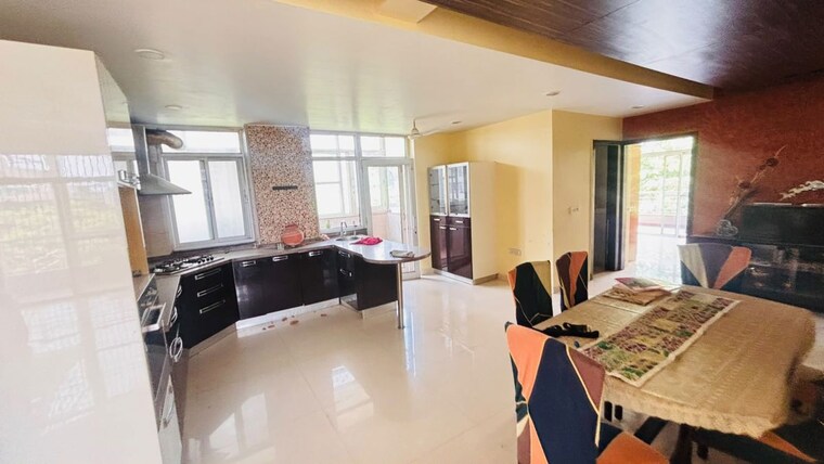 Kitchen, shiv-shankar-society 3.5 Bedroom 2100 Sq.Ft. Apartment In Sector 51 Gurgaon 10569976