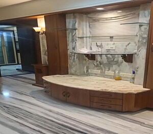 Furnished Amenities in 2 BHK Apartment at Dadar East – for Rent