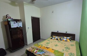 Bedroom in 3 BHK Apartment at Chandkheda – for Rent