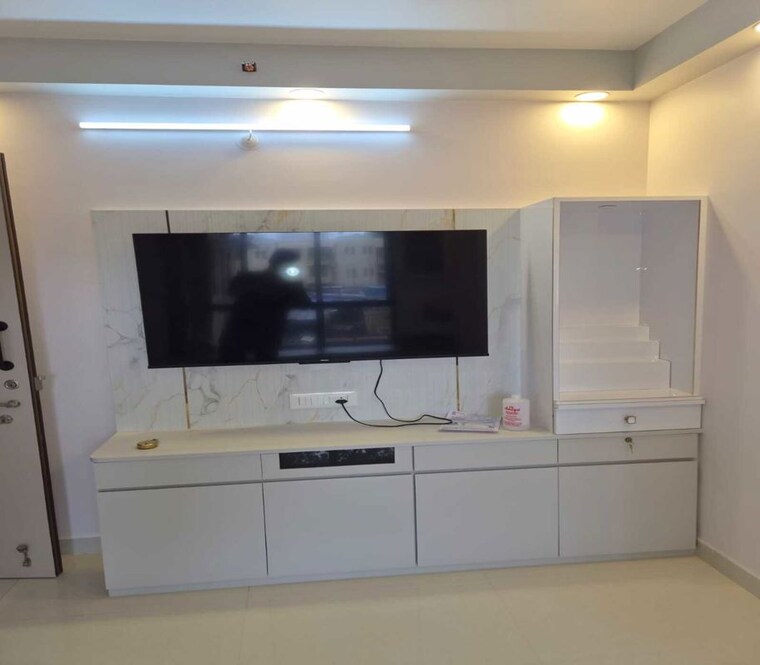 Living Room, dadar east 2 Bedroom 500 Sq.Ft. Apartment In Dadar East Mumbai 10569993