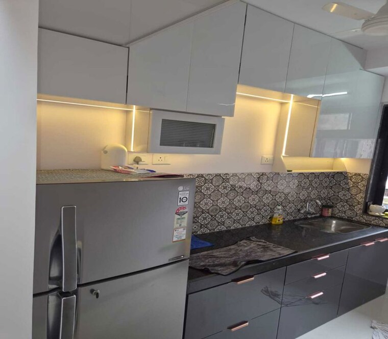 Kitchen, dadar east 2 Bedroom 500 Sq.Ft. Apartment In Dadar East Mumbai 10569993