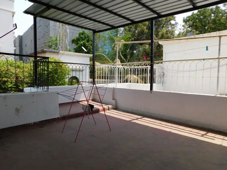 Balcony, pillar-homes 3 Bedroom 3000 Sq.Ft. Villa In Viman Nagar Pune 10569970