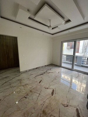 Room in 4 BHK Builder Floor at Palam Vihar Residents Association, Palam Vihar – for Rent