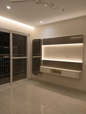 Room in 3 BHK Apartment at Prestige Beverly Hills, Kokapet – for Rent