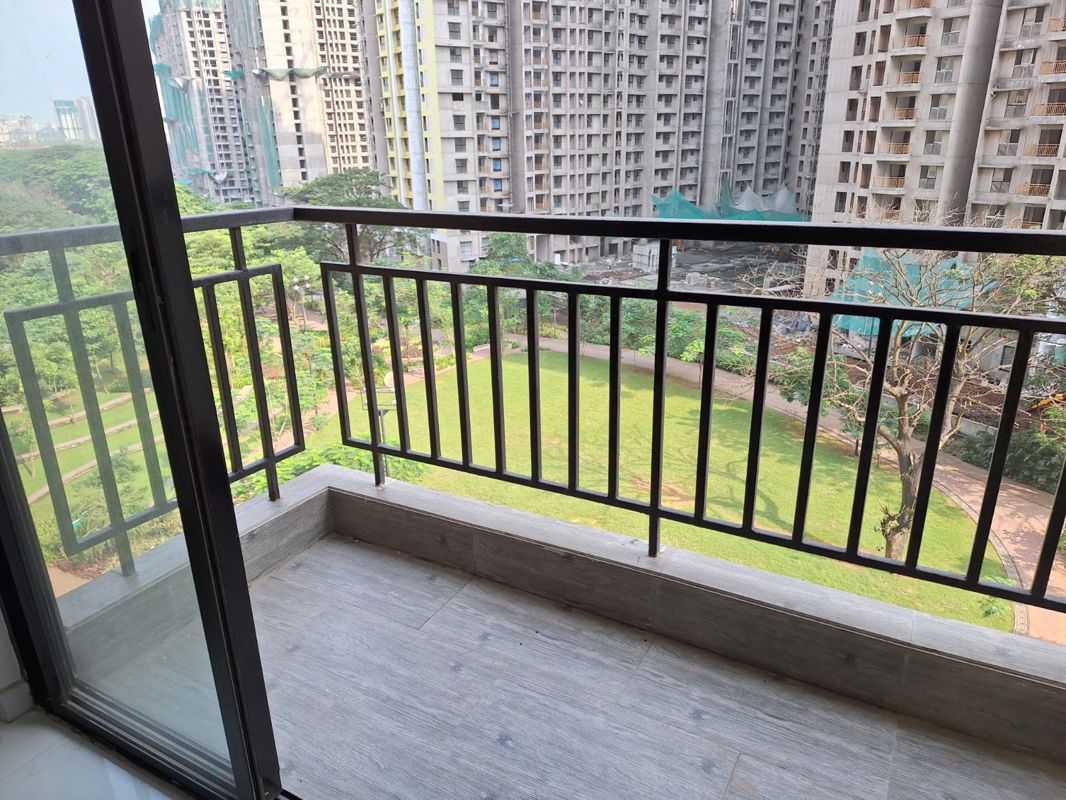 2 BHK + Store Room 530 Sq.Ft. Apartment in Runwal Gardens