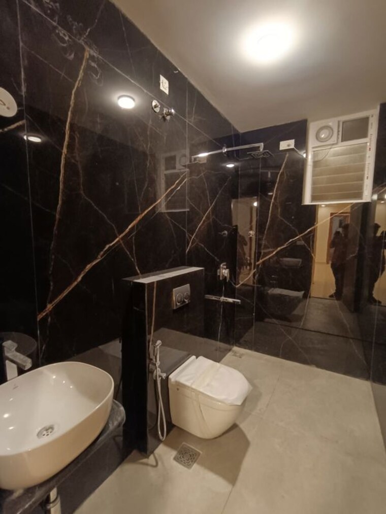 Attached Bathroom, ittina-cooke 3 Bedroom 1950 Sq.Ft. Apartment In Cooke Town Bangalore 10570024