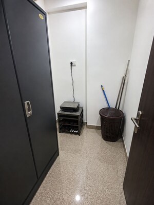 Furnished Amenities in 1 RK Independent House at Sector 48 – for Rent