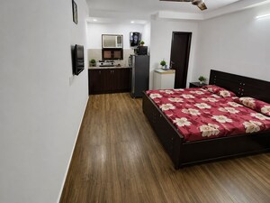 1 RK Independent House For Rent in Sector 48