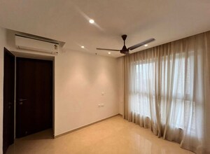 Room in 2 BHK Apartment at Hiranandani Highland, Powai – for Rent