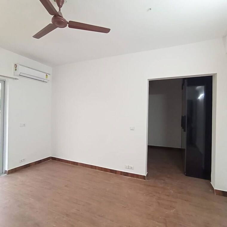 Room, vatika-signature-villas 3.5 Bedroom 240 Sq.Ft. Villa In Sector 82 Gurgaon 10570041