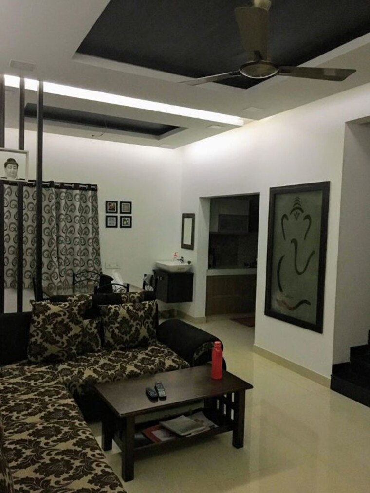 Living Room, bhoo-vaibava 3 Bedroom 2000 Sq.Ft. Villa In Essel Gardens Bangalore 10570049