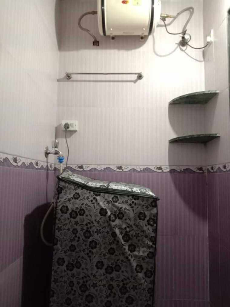Bathroom, tejashree-chs-bhusari-colony 2 Bedroom 1100 Sq.Ft. Apartment In Bhusari Colony Pune 10570033