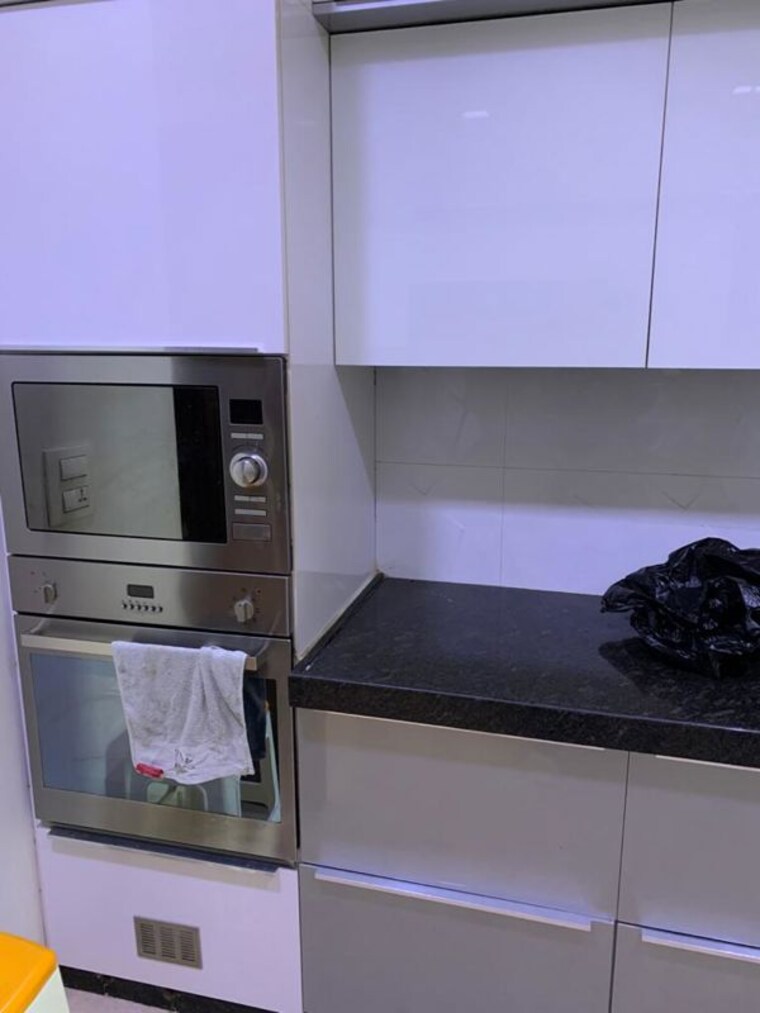 Kitchen, oberoi-exquisite-goregaon 3 Bedroom 1820 Sq.Ft. Apartment In Goregaon East Mumbai 10570052