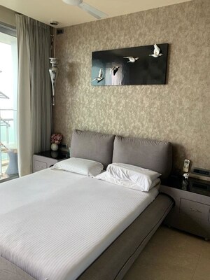 Bedroom in 3 BHK Apartment at Oberoi Exquisite Goregaon, Goregaon East – for Rent