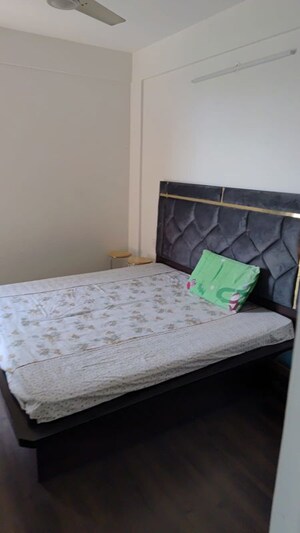 Bedroom in 3 BHK Apartment at Vip Road – for Rent