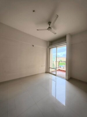 Room in 2 BHK Apartment at Nyati Elan, Wagholi – for Sale