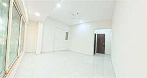 Room in 3 BHK Apartment at Legend Siroya Kingston Tower, Parel – for Sale