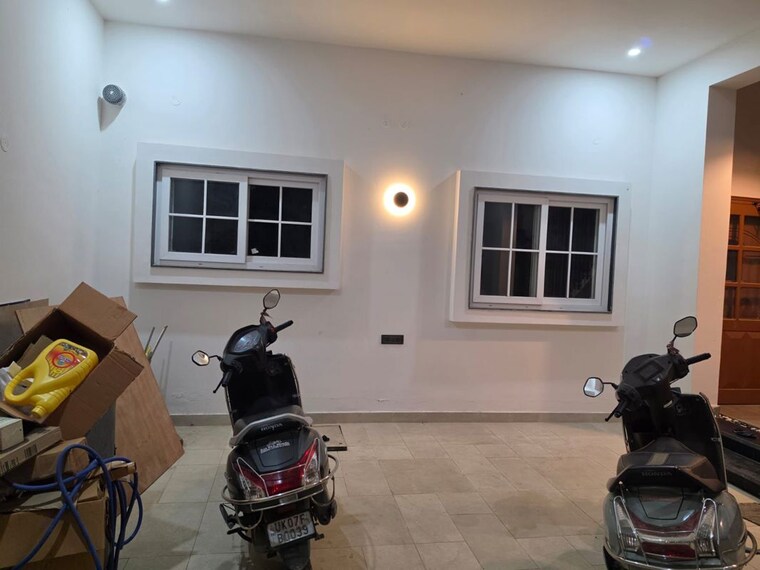  Parking, aman vihar 2 Bedroom 1300 Sq.Ft. Builder Floor In Aman Vihar Dehradun 10570164