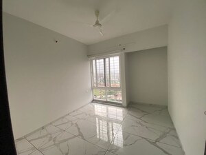 Room in 3 BHK Apartment at Rahul Downtown, Punawale – for Rent