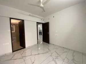 Room in 3 BHK Apartment at Rahul Downtown, Punawale – for Rent