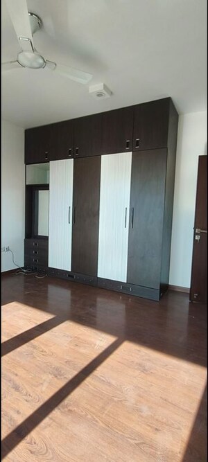 Room in 3 BHK Apartment at Ireo The Grand Arch, Sector 58 – for Rent