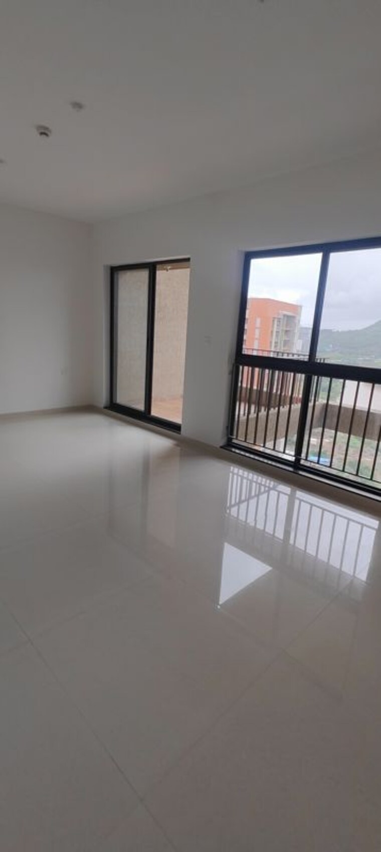 Balcony, shapoorji-pallonji-sensorium 2 Bedroom 950 Sq.Ft. Apartment In Hinjewadi Pune 10570174