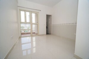 Room in 2 BHK Apartment at GLS Avenue 51, Sector 92 – for Sale