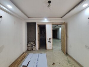 Room in 3 BHK Builder Floor at Chattarpur – for Sale